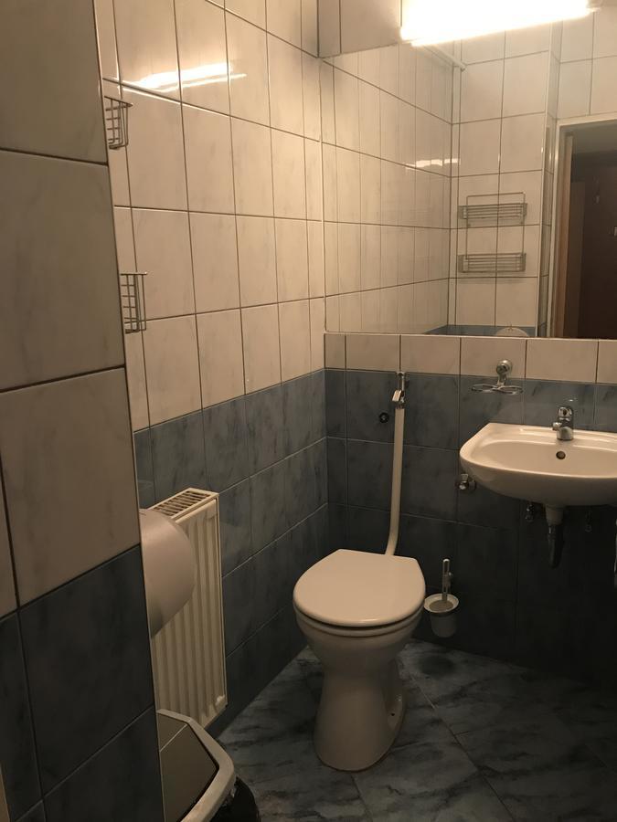 Sport Hotel Tatabánya Buitenkant foto
